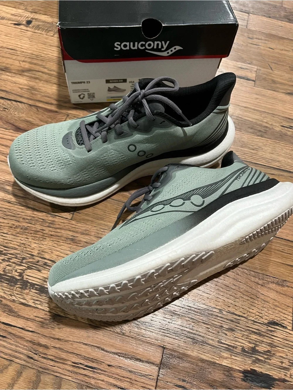 Saucony Triumph 23 Men's Running Shoes - Green